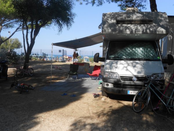 Camping Village Grotta Dell'acqua (FG) Puglia